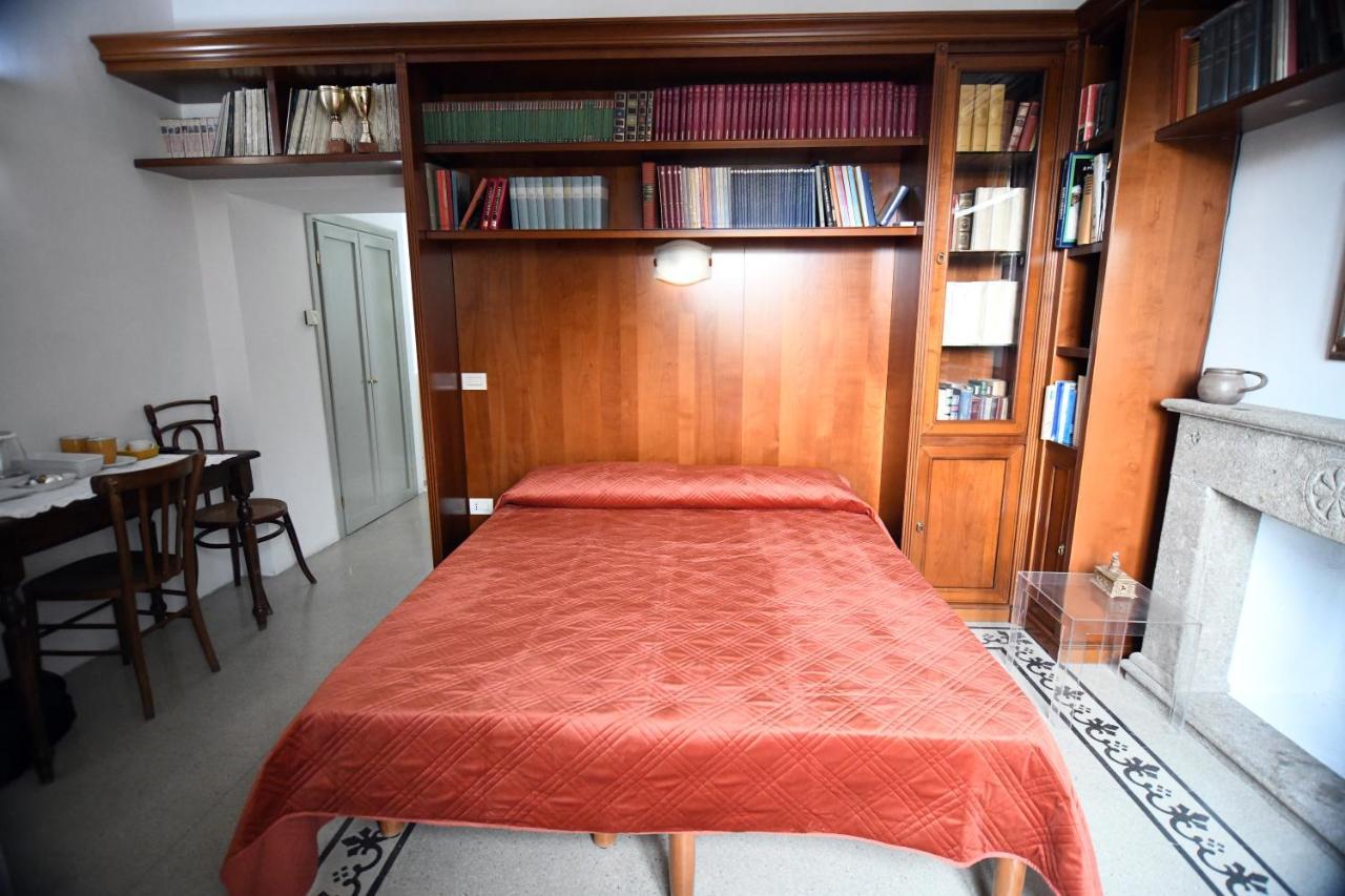 Hotel Domo Peonia Bianca Nuoro  Esterno foto