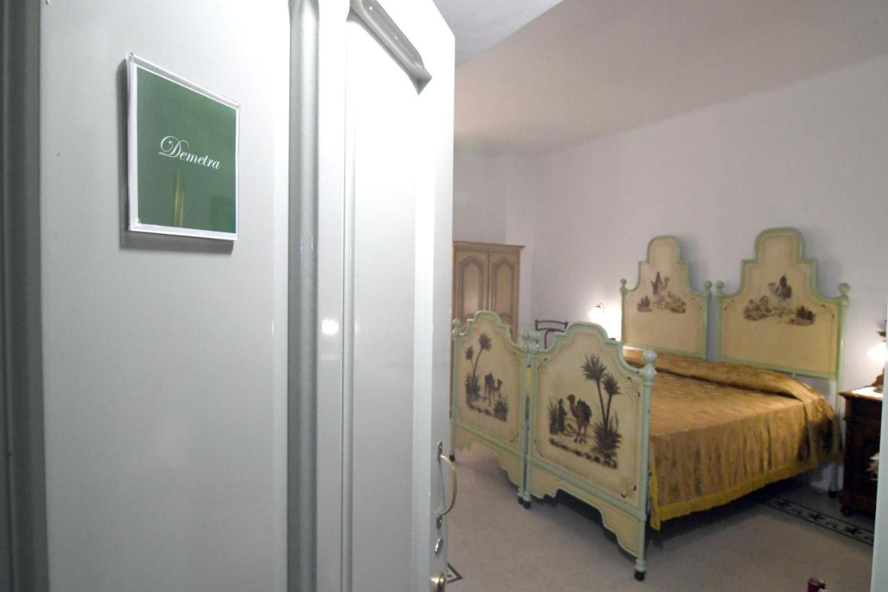 Hotel Domo Peonia Bianca Nuoro  Esterno foto